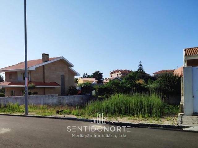 Terreno venda em Vila Nova De Gaia, Porto