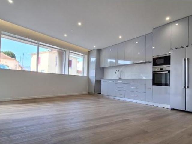 Apartamento venda em Laborim, Vila Nova De Gaia