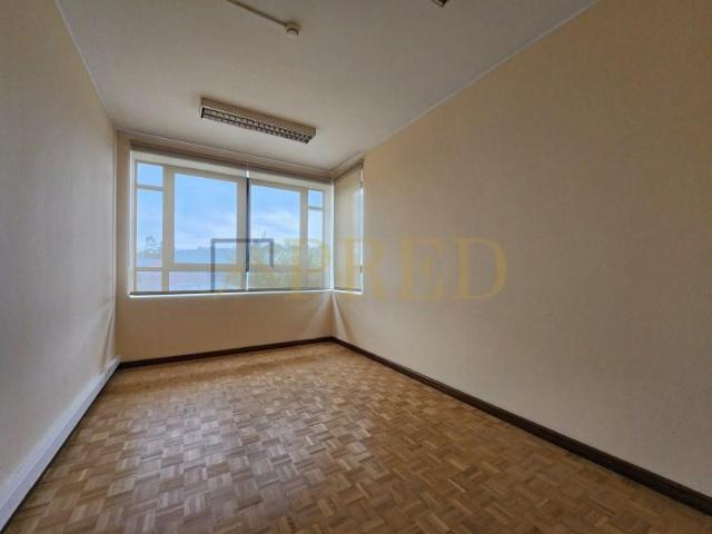 Escritório alugar em Laborim, Vila Nova De Gaia