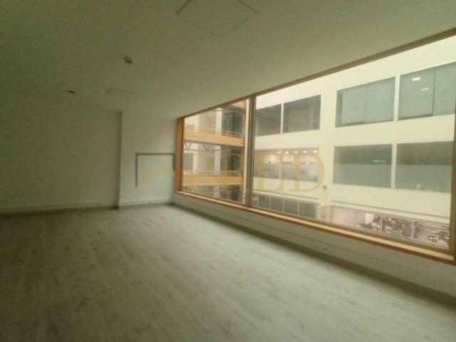 Escritório alugar em Laborim, Vila Nova De Gaia