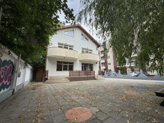 Casă închirieri în București