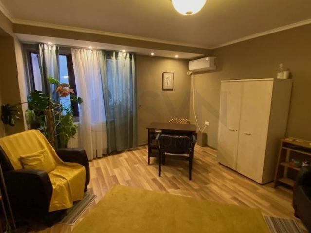 Casă închirieri în București