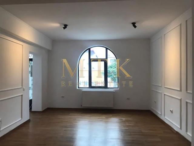Casă închirieri în Colțea, București
