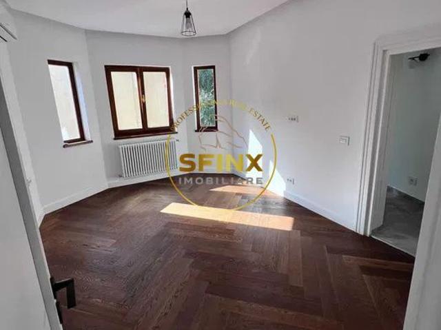 Casă închirieri