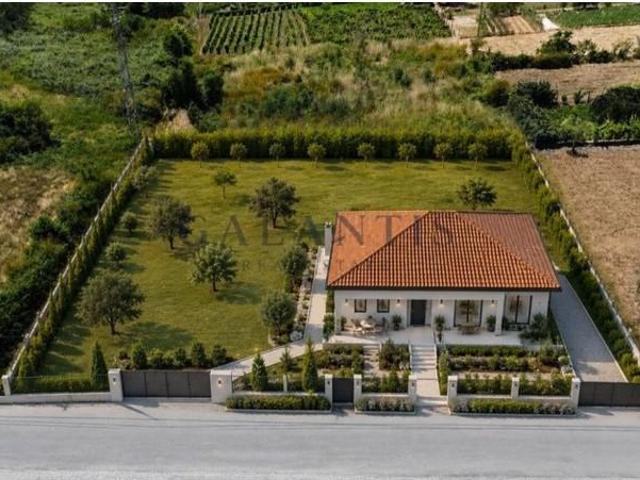 Terreno venda em Vila Real