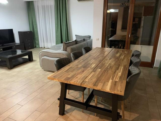 Casă închirieri în București