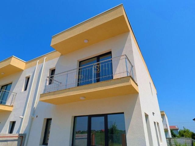 Casă vânzări