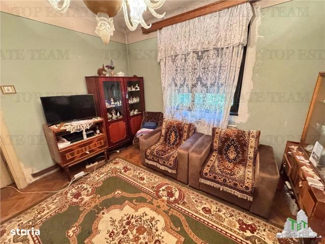 Casă vânzări