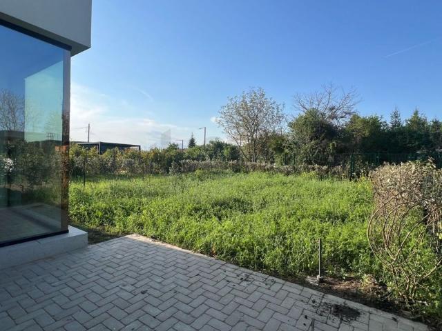 Casă închirieri