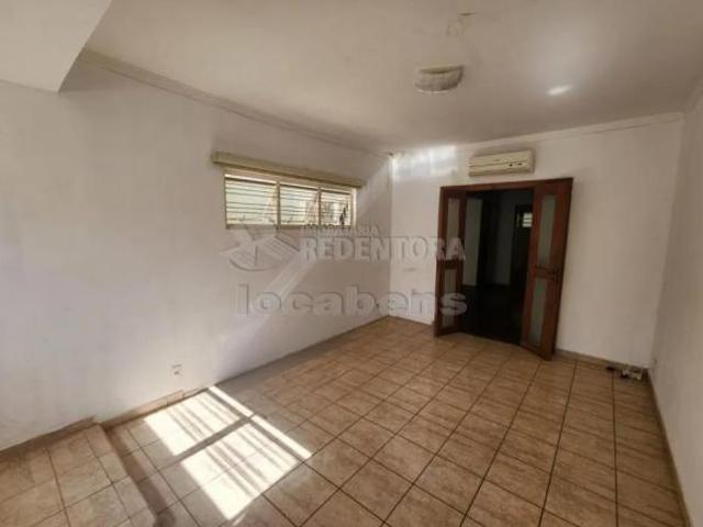 Casa venda em Região Imediata de São José do Rio Preto, Região Metropolitana de São José do Rio Preto