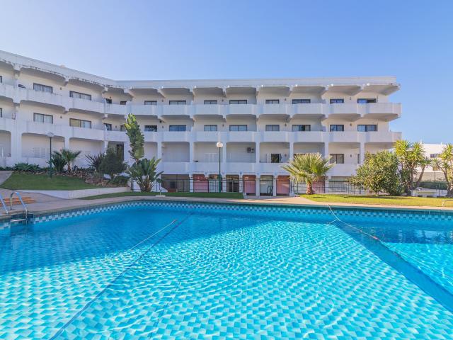 Apartamento alugar em Quarteira, Loulé