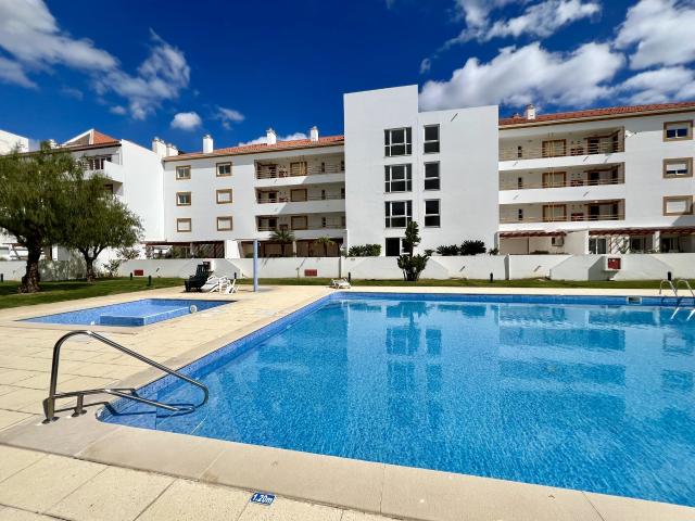 Apartamento alugar em Quarteira, Loulé