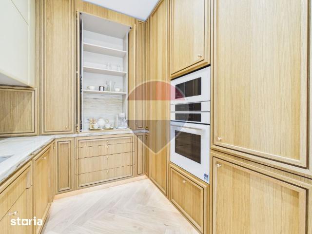 Casă închirieri în New Point Residence, Voluntari