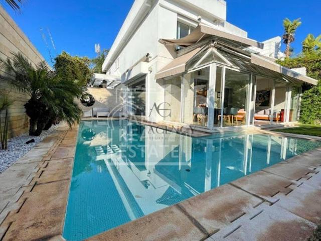 Villa vente à Casablanca, Gharb-Chrarda-Beni Hssen