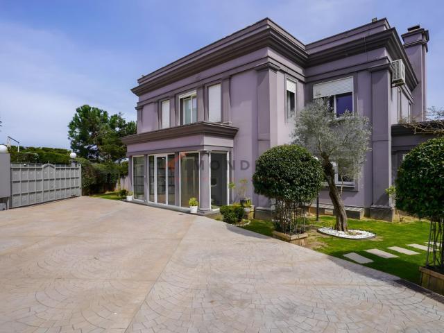 İstanbul Merkez, İstanbul içerisinde satılık Villa