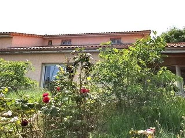 Maison vente à La Roche-noire, Puy-de-Dôme