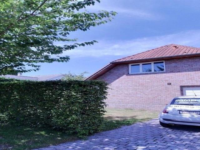 Maison location à Beaufaulx, Waterloo
