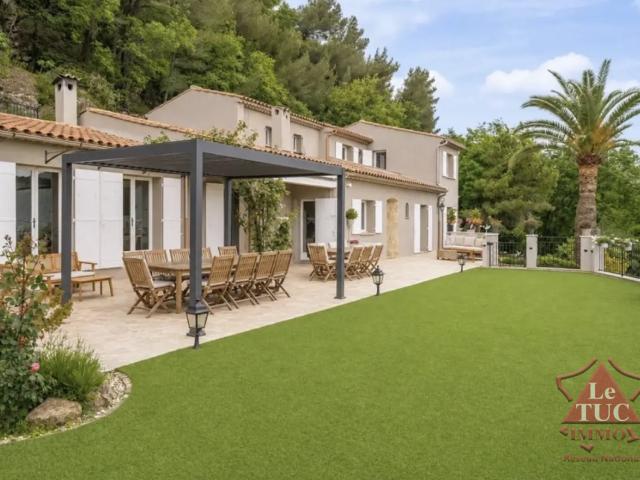 Maison location à Grasse, Châteauneuf-grasse
