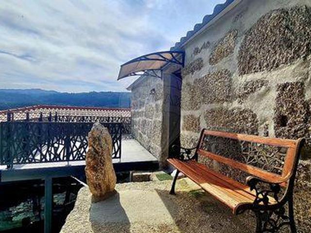 Casa venda em Covelo de Cima, Parada Do Bouro