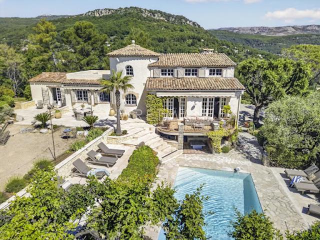 Villa vente à Grasse, Châteauneuf-grasse