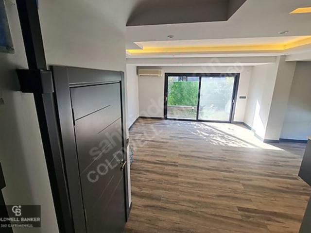 Konak, İzmir içerisinde satılık Villa