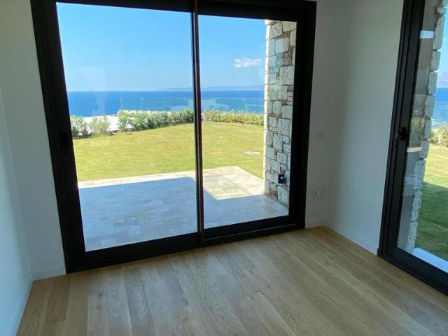 Konak, İzmir içerisinde satılık Villa