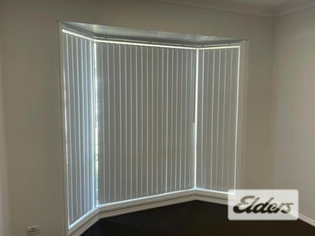 Villa for rent in Newcastle, Newcastle-Maitland
