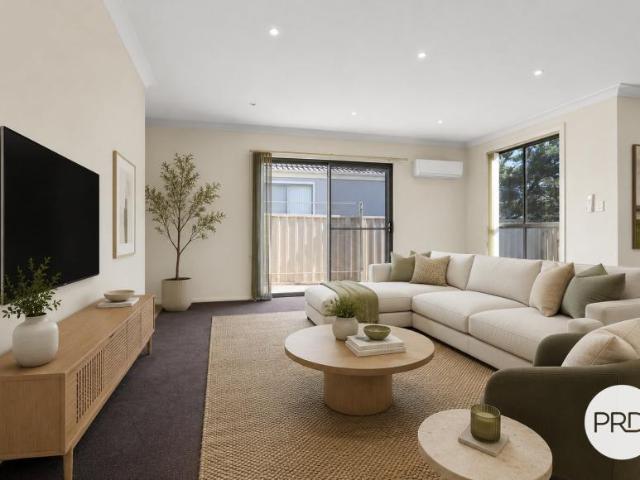 Villa for rent in Horsley, Wollongong City Council