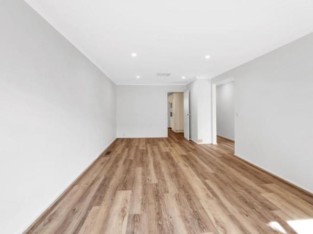 Villa for sale in Camerons Creek, Victoria