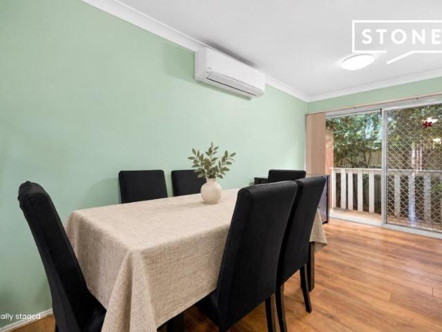 Villa for sale in Warners Bay, Newcastle-Maitland