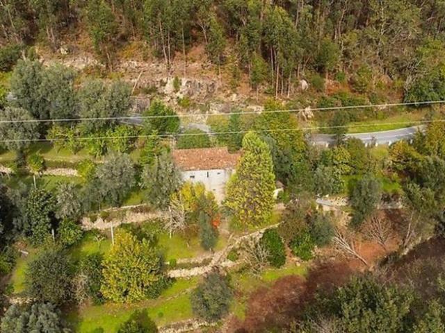 Casa venda em Bouro (Santa Marta), Amares