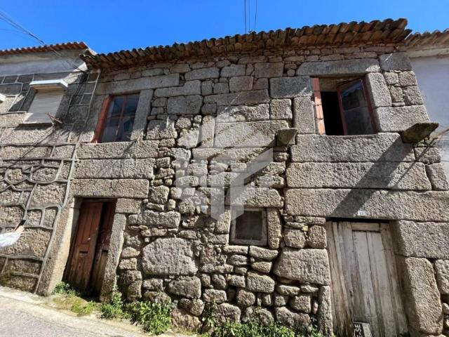 Casa venda em Vila do Mato, Tábua
