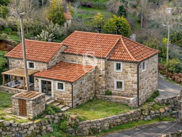 Casa venda em Paredes de Viadores, Porto