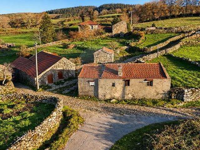 Casa venda em Covelo Do Gerez, Vila Real