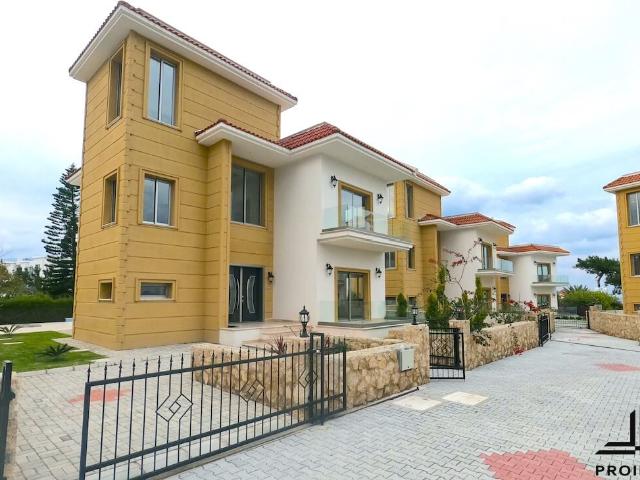 Akçaabat, Trabzon içerisinde satılık Villa