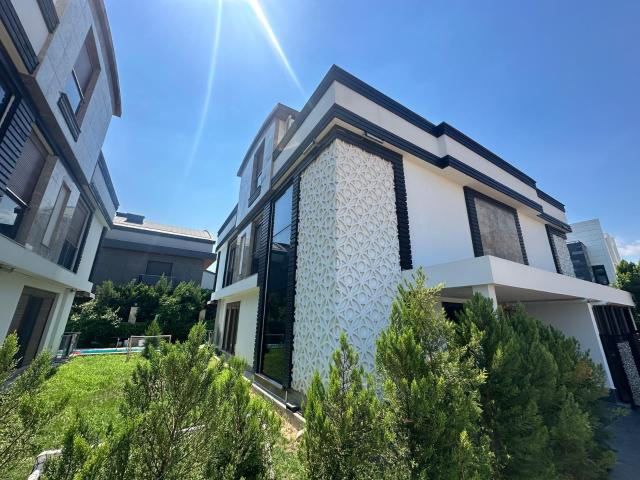 Antalya, Muratpaşa içerisinde satılık Villa