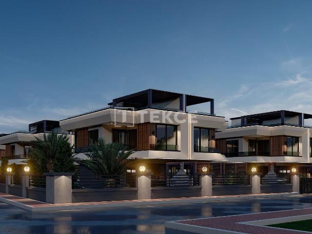 Erdemli, Mersin içerisinde satılık Villa