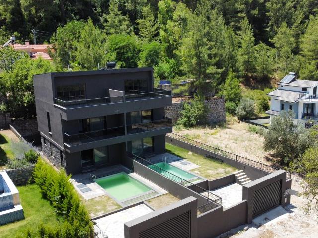 Fethiye, Muğla içerisinde satılık Villa