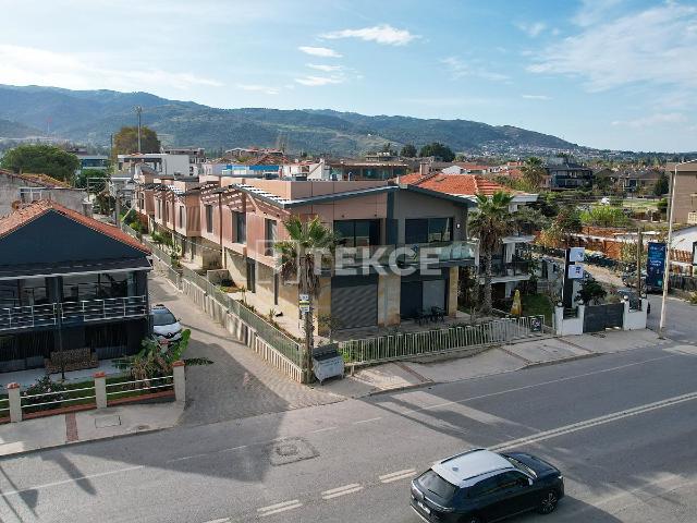 Konak, İzmir içerisinde satılık Villa