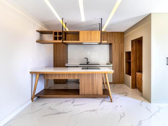 Konak, İzmir içerisinde satılık Villa