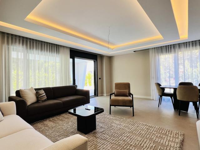 Kemer, Antalya içerisinde satılık Villa