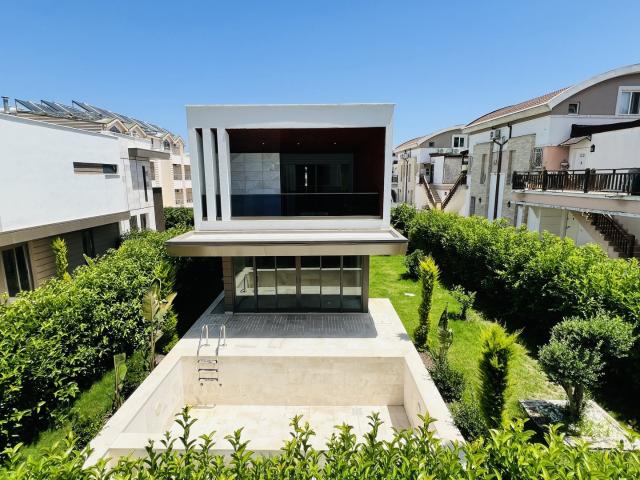 Kemer, Antalya içerisinde satılık Villa