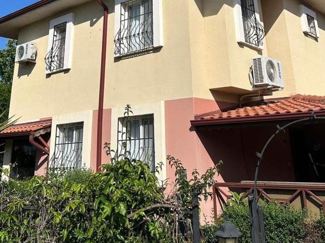 Kemer, Antalya içerisinde satılık Villa