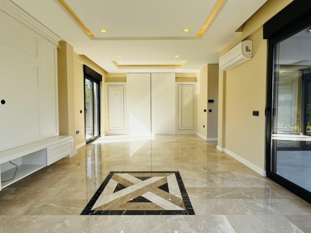 Kemer, Antalya içerisinde satılık Villa