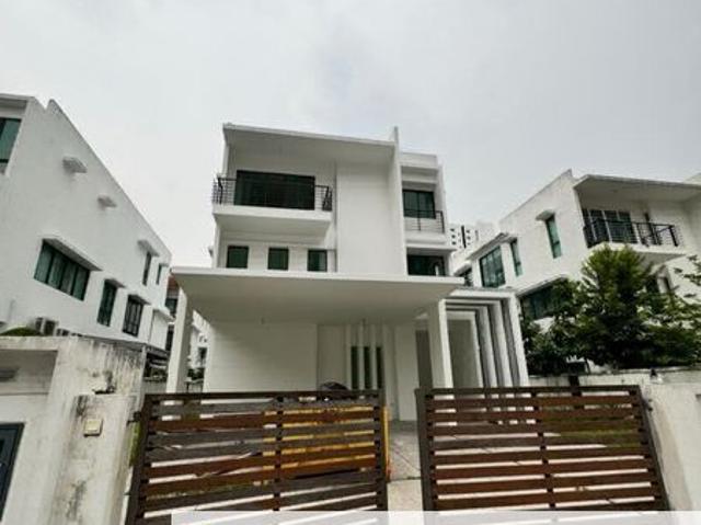 House for sale in Country Heights Damansara, Kuala Lumpur