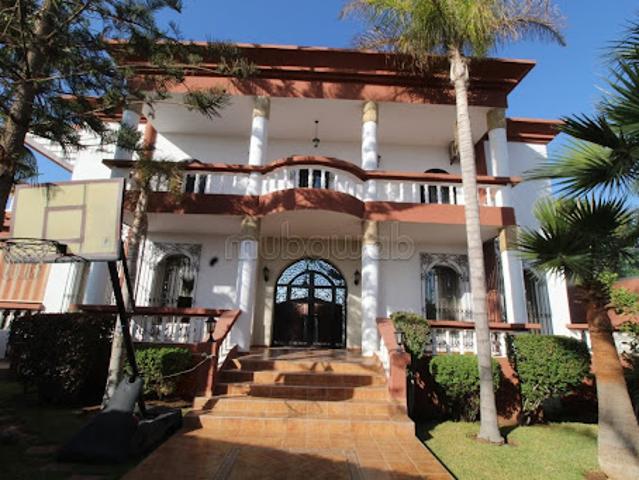Villa vente à Agadir ⴰⴳⴰⴷⵉⵔ أكادير, Préfecture d'Agadir Ida-Outanane ⵍⵄⴰⵎⴰⵍⴰ ⵏ ⴰⴳⴰⴷⵉⵔ ⵉⴷⴰ ⵡⵜⴰⵏⴰⵏ عمالة أكادير إدا وتنان