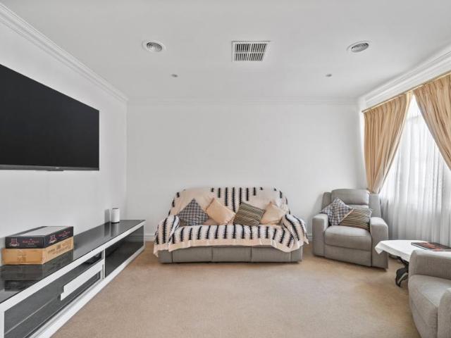 Villa for sale in Essendon, Melbourne