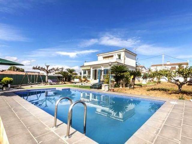 Chalet en alquiler en Centro, l'Alacantí