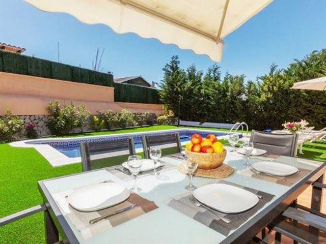 Chalet en alquiler en la Selva, Catalunya