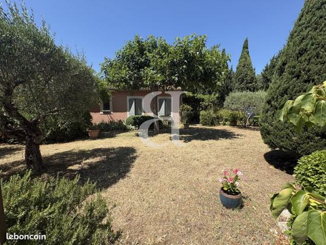 Maison vente à Carpentras, Bédoin